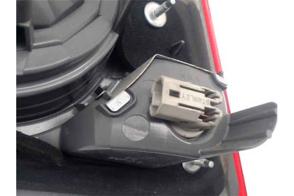 Recambio de piloto antiniebla trasero derecho para honda civic viii sedán (fd) 1.3 hybrid referencia OEM IAM 34151SNBG02  