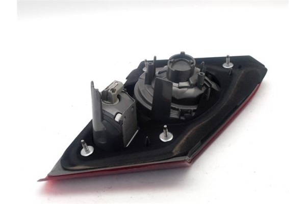 Recambio de piloto antiniebla trasero derecho para honda civic viii sedán (fd) 1.3 hybrid referencia OEM IAM 34151SNBG02  