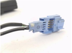 Recambio de anclaje cinturon delantero izquierdo para citroen c2 1.4 hdi referencia OEM IAM 96437498 TRW33022955 