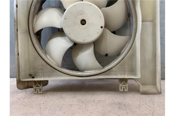 Recambio de electroventilador para toyota aygo (kgb/wnb) 1.0 básico referencia OEM IAM 163628EA01  