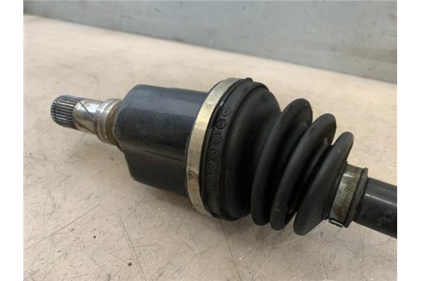 Recambio de palier delantero izquierdo para mini cabrio (r52) 1.6 cooper referencia OEM IAM 31607574869 31 60 7 574 869 