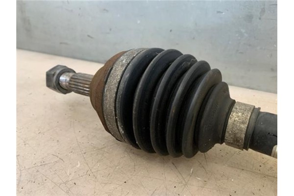 Recambio de palier delantero izquierdo para citroen c3 1.4 attraction referencia OEM IAM 9672238580  