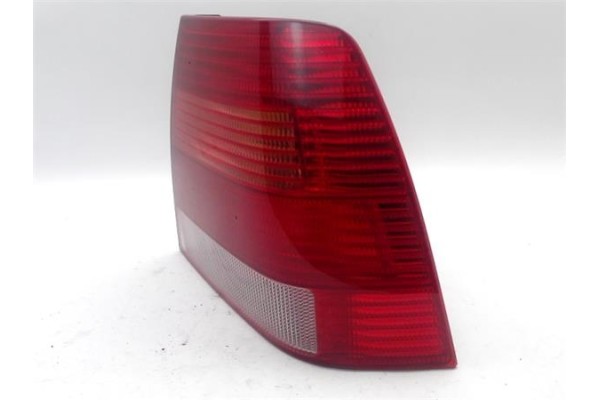 Recambio de piloto trasero derecho para volkswagen bora berlina (1j2) 1.6 referencia OEM IAM 1J5945096AB  