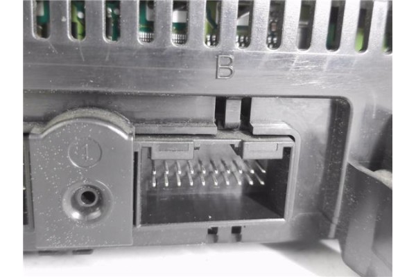 Recambio de mandos climatizador para seat ibiza berlina (6j5) 1.6 tdi referencia OEM IAM 6J0820043E  