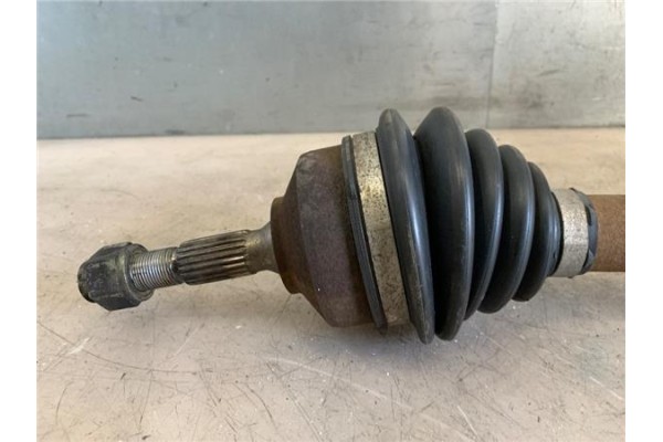 Recambio de palier delantero izquierdo para citroen c3 1.6 16v hdi referencia OEM IAM 3272EY 9680667780 