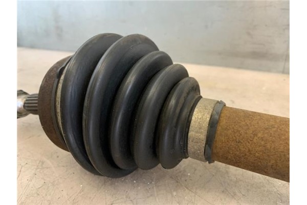 Recambio de palier delantero izquierdo para citroen c3 1.6 16v hdi referencia OEM IAM 3272EY 9680667780 