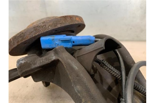 Recambio de mangueta delantero derecha para citroen c3 1.4 attraction referencia OEM IAM 364796  