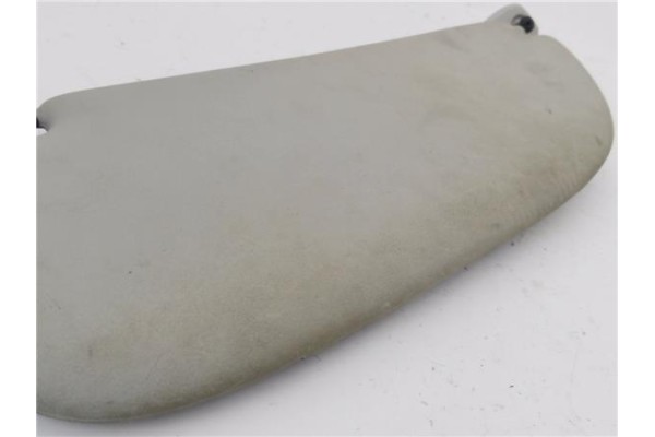 Recambio de parasol izquierdo para peugeot 206 1.6 hdi 110 referencia OEM IAM 8143EP  