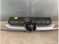 Recambio de rejilla capo para peugeot 206 1.6 hdi 110 referencia OEM IAM 7414EK  