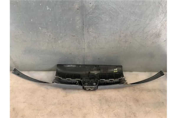 Recambio de rejilla capo para peugeot 206 1.6 hdi 110 referencia OEM IAM 7414EK  