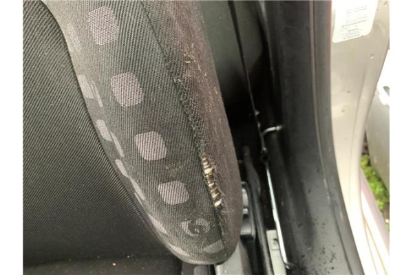 Recambio de asiento delantero izquierdo para volkswagen new beetle berlina (9c1/1c1) 1.6 referencia OEM IAM 1C0881405 AWH 