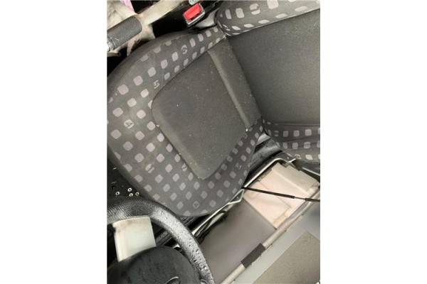 Recambio de asiento delantero izquierdo para volkswagen new beetle berlina (9c1/1c1) 1.6 referencia OEM IAM 1C0881405 AWH 