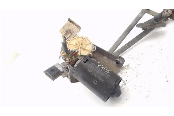Recambio de motor limpiaparabrisas delantero para peugeot 205 mito 1.1 referencia OEM IAM 9390332314  