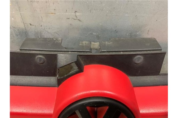Recambio de rejilla paragolpes delantero para volkswagen golf iv berlina (1j1) 1.6 referencia OEM IAM 1J0853655G  