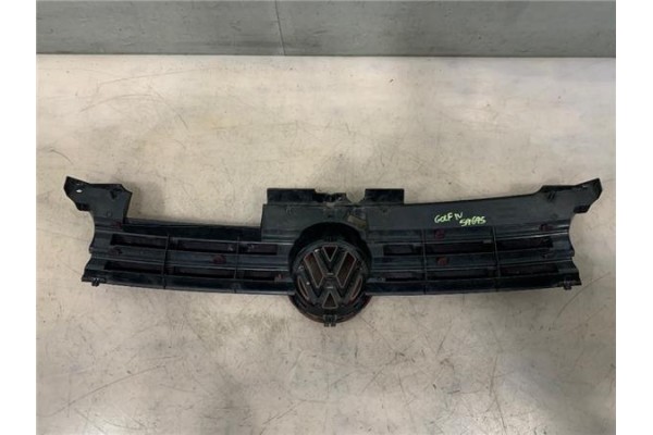 Recambio de rejilla paragolpes delantero para volkswagen golf iv berlina (1j1) 1.6 referencia OEM IAM 1J0853655G  