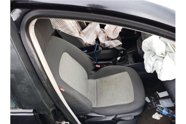 Recambio de asiento delantero derecho para seat ibiza berlina (6j5) 1.9 tdi referencia OEM IAM 6R4881106M  