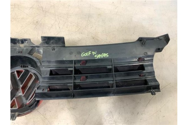Recambio de rejilla paragolpes delantero para volkswagen golf iv berlina (1j1) 1.6 referencia OEM IAM 1J0853655G  
