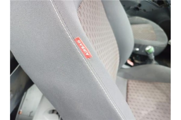 Recambio de asiento delantero derecho para seat ibiza berlina (6j5) 1.4 tdi referencia OEM IAM 6R4881106M  