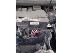 Recambio de caja fusibles/rele para renault megane iii sport tourer 1.5 dynamique referencia OEM IAM 243800011R  