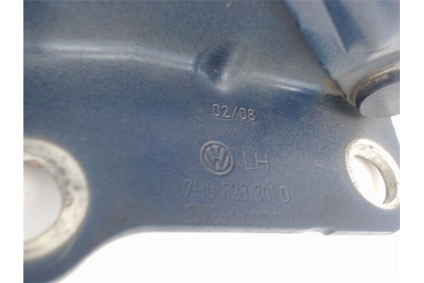 Recambio de bisagra capo izquierda para volkswagen multivan v (7hm, 7hn, 7hf, 7ef, 7em, 7en) 2.5 tdi referencia OEM IAM   