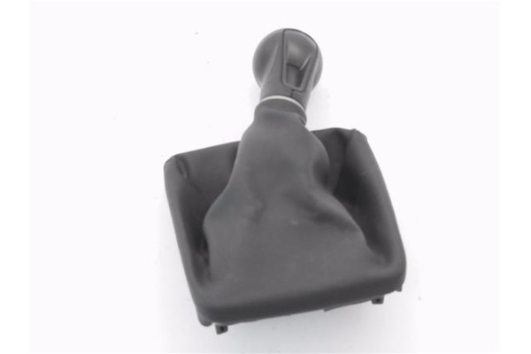 Recambio de pomo palanca cambio para seat ibiza berlina (6j5) 1.6 tdi referencia OEM IAM 6J0711113AD  