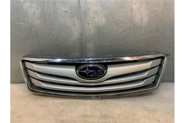 Recambio de rejilla paragolpes delantero para subaru legacy v 2.0 d referencia OEM IAM 57702AJ080  