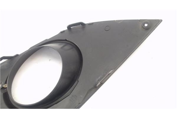 Recambio de rejilla paragolpes delantero izquierda para seat leon (1p1) 1.9 tdi referencia OEM IAM 1P0853665G 14884SG4 