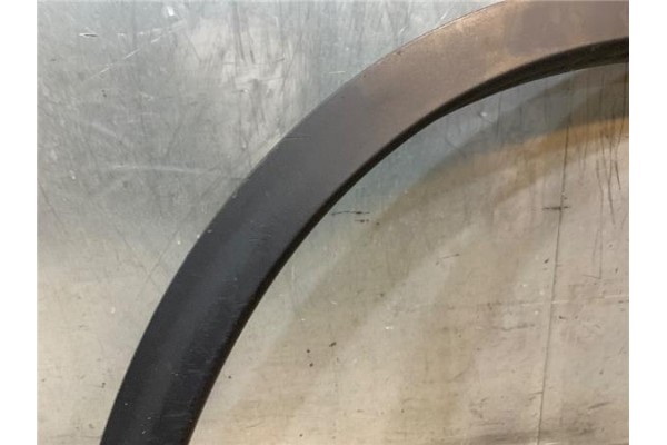 Recambio de moldura aleta trasero derecha para nissan qashqai (j10) 1.6 360 referencia OEM IAM 93828BR01A  
