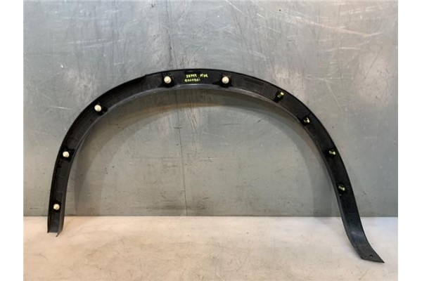 Recambio de moldura aleta trasero derecha para nissan qashqai (j10) 1.6 360 referencia OEM IAM 93828BR01A  