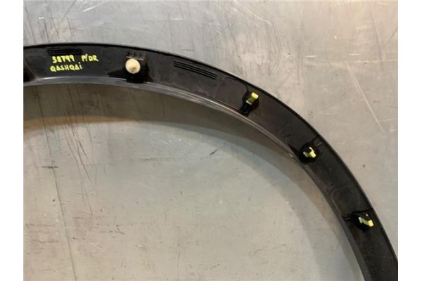 Recambio de moldura aleta trasero derecha para nissan qashqai (j10) 1.6 360 referencia OEM IAM 93828BR01A  