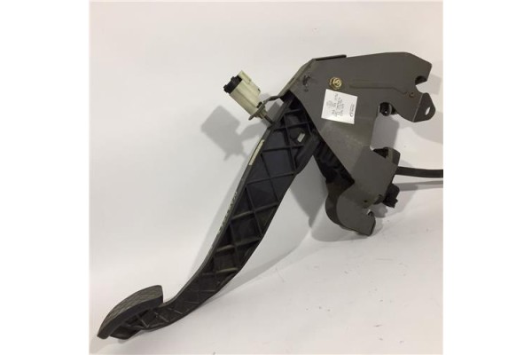 Recambio de pedal embrague para volkswagen t5 transporter (7h)(04.2003) 2.5 combi [2,5 ltr. - 96 kw tdi] referencia OEM IAM 7H17