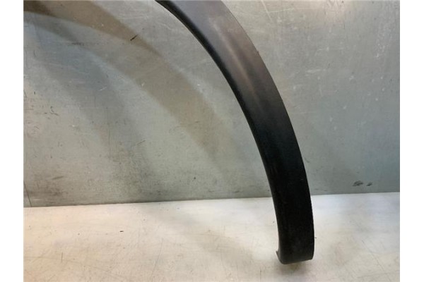 Recambio de moldura aleta trasero izquierda para nissan qashqai (j10) 1.6 360 referencia OEM IAM 93829BR01A  