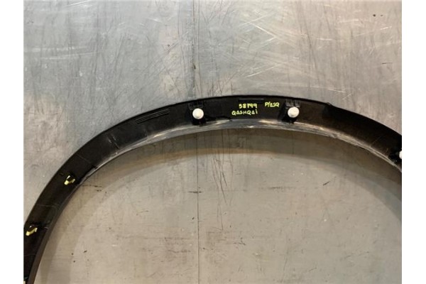 Recambio de moldura aleta trasero izquierda para nissan qashqai (j10) 1.6 360 referencia OEM IAM 93829BR01A  