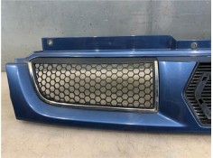 Recambio de rejilla paragolpes delantero para renault trafic ii furgón (fl) 2.5 dti referencia OEM IAM 8200204450  