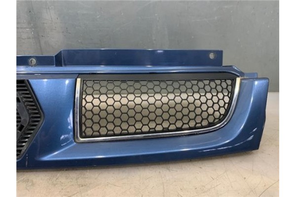 Recambio de rejilla paragolpes delantero para renault trafic ii furgón (fl) 2.5 dti referencia OEM IAM 8200204450  