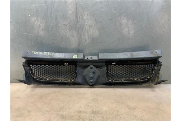 Recambio de rejilla paragolpes delantero para renault trafic ii furgón (fl) 2.5 dti referencia OEM IAM 8200204450  