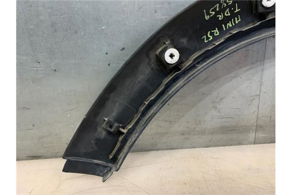 Recambio de moldura aleta trasero derecha para mini cabrio (r52) 1.6 cooper referencia OEM IAM 51131505868  
