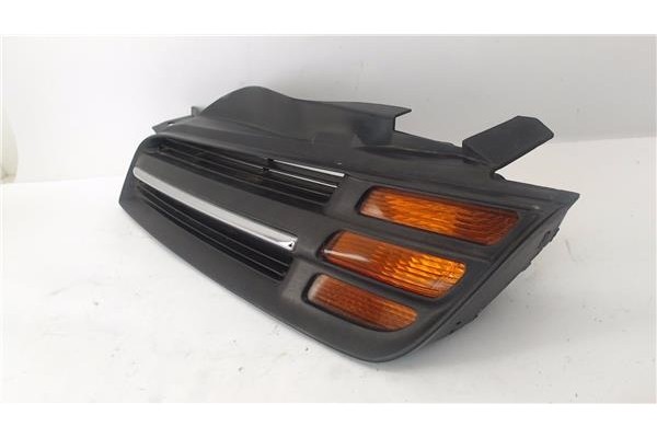 Recambio de rejilla paragolpes delantero izquierda para nissan micra (k12e) 1.5 dci referencia OEM IAM 62330AX600  