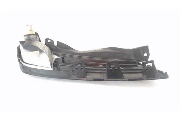 Recambio de rejilla paragolpes delantero izquierda para nissan micra (k12e) 1.2 16v referencia OEM IAM 62330AX600  