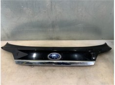 Recambio de moldura porton trasero para subaru legacy v 2.0 d referencia OEM IAM 91112AL000 91111AL000NN 