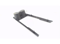 Recambio de embellecedor consola central para kia sorento (bl) 2.5 crdi referencia OEM IAM 846303E5308Y  