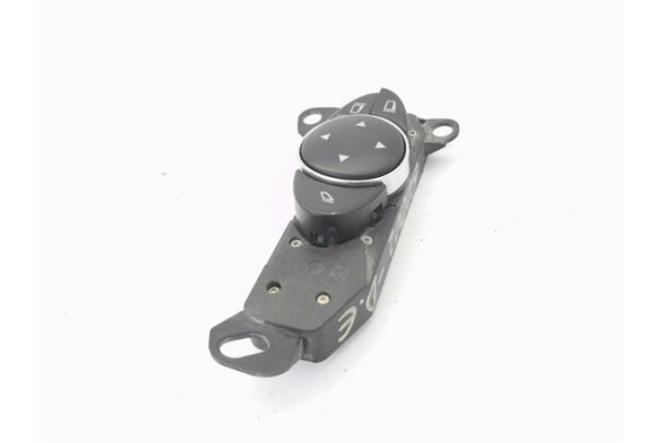 Recambio de mando retrovisor electrico para mercedes-benz clase e (bm 211) berlina 3.2 e 320 (211.065) referencia OEM IAM 211820
