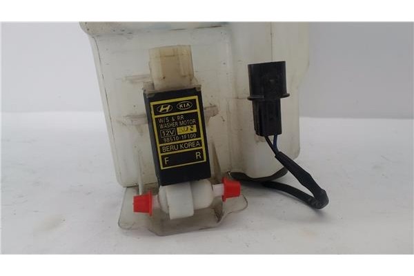 Recambio de deposito limpiaparabrisas para kia carnival 2.9 crdi referencia OEM IAM 986104D000  