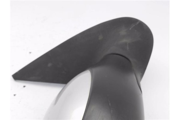 Recambio de retrovisor electrico derecho para peugeot 206 1.4 hdi eco 70 referencia OEM IAM 6475000 E2017003 