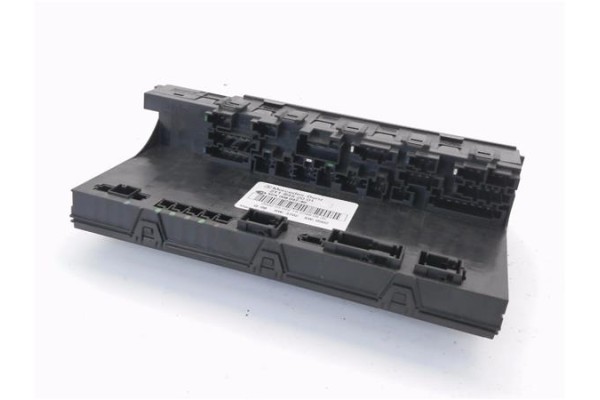 Recambio de caja fusibles/rele para mercedes-benz clase e (bm 211) berlina 3.2 e 320 (211.065) referencia OEM IAM 2115452001 5DK