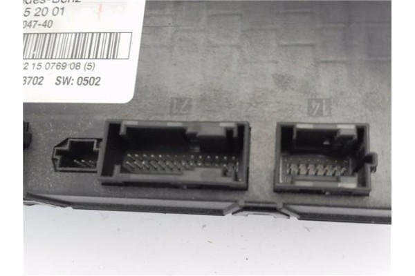 Recambio de caja fusibles/rele para mercedes-benz clase e (bm 211) berlina 3.2 e 320 (211.065) referencia OEM IAM 2115452001 5DK