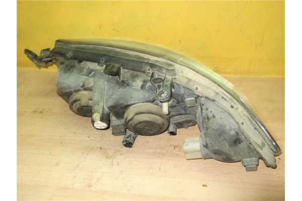 Recambio de faro delantero dcho para opel vectra b berlina (1995) 2.0 dti 16v referencia OEM IAM   