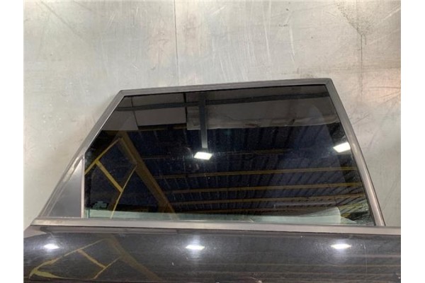 Recambio de puerta trasero derecha para audi a3 sportback (8pa) 2.0 tdi ambiente referencia OEM IAM 8P4833052A  