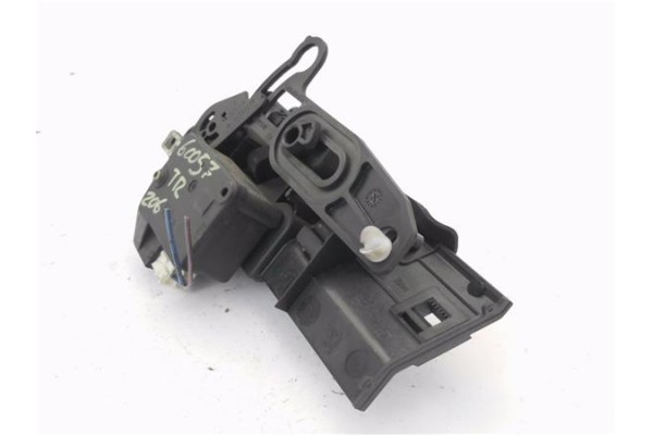 Recambio de maneta exterior porton para peugeot 206 1.4 hdi eco 70 referencia OEM IAM N0501500  