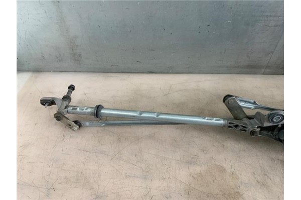 Recambio de motor limpiaparabrisas delantero para opel astra k berlina 5p 1.6 dynamic referencia OEM IAM 39034607 39018770 